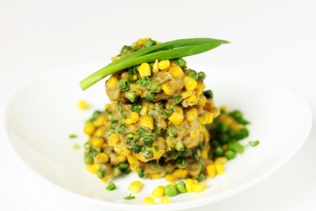 Placuszki z kukurydzą i groszkiem