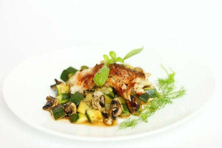 Duszony dorsz z warzywami